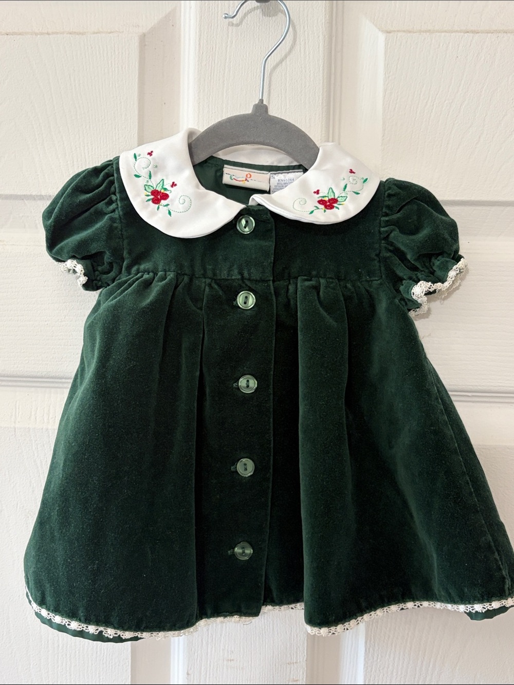 Vintage Green Velvet Baby Dress with Embroidered White Collar